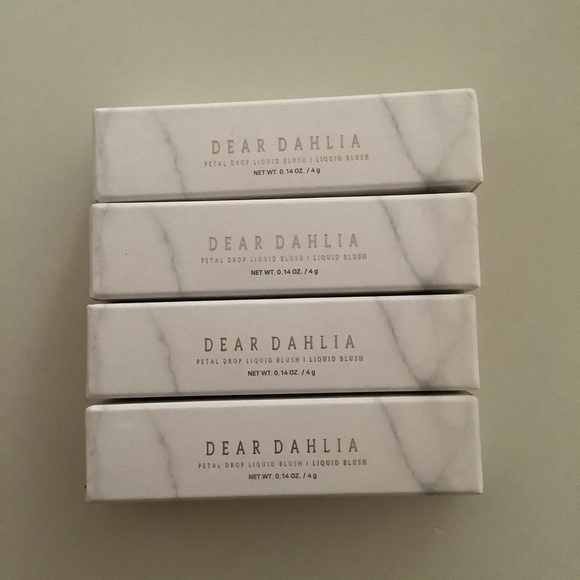 Dear Dahlia Petal Drop Liquid Blush (multiple shades) - Picture 4 of 5